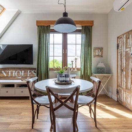 Apartament Wigilijna Premium Starowka Елблаг Екстериор снимка